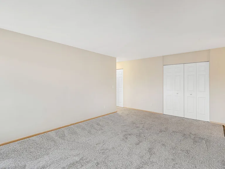 Aquila Court — Photo 49