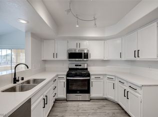 7950 W Flamingo Rd UNIT 2011, Spring Valley, NV 89147