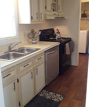 5th image of 203 Becton Cir