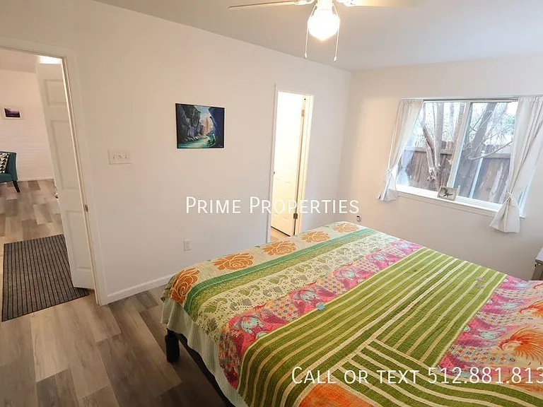 1015 E Yager Ln #92 — Photo 10