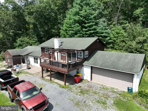 357 Pine Grove Rd, Gardners, PA 17324