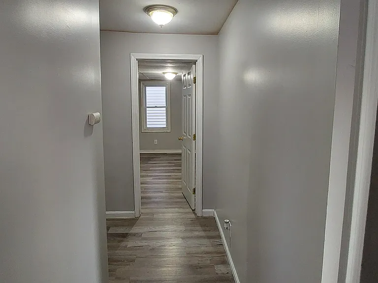 266 Pine St #1 — Photo 9