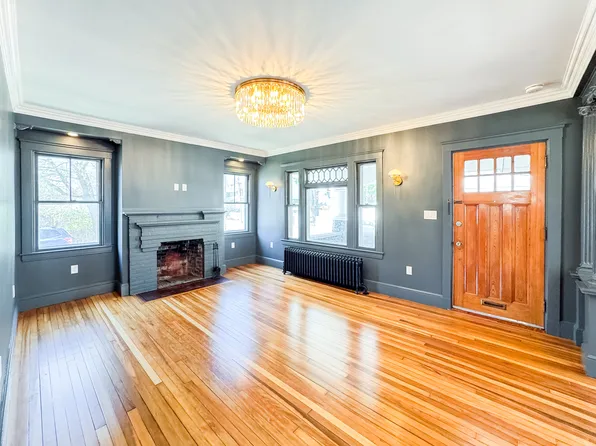 271 Atlantic St, Quincy, MA 02171