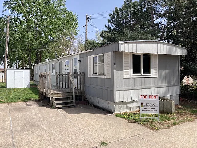 2500 W 24th St