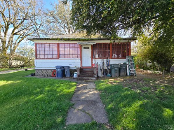 487 E Valley St, Willits, CA 95490