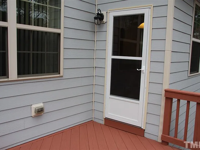 721 Sweet Laurel Ln — Photo 22