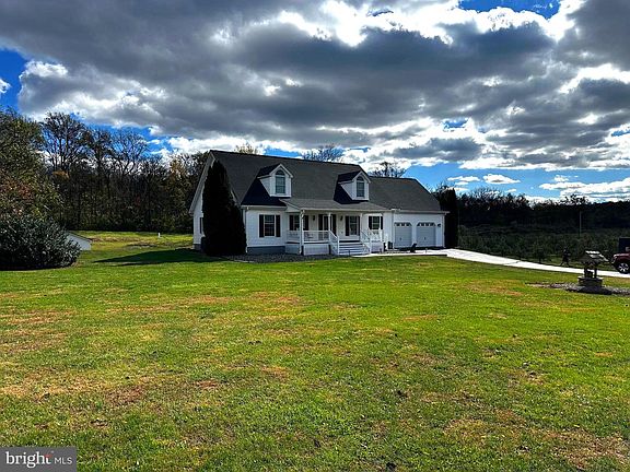 2nd image of 25 Mish Rd