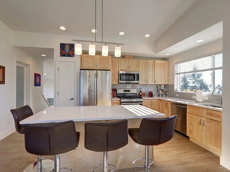 5513 35th Ave NE #2 — Photo 6