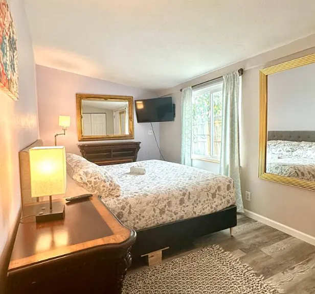 10548 Lake Dr — Photo 16