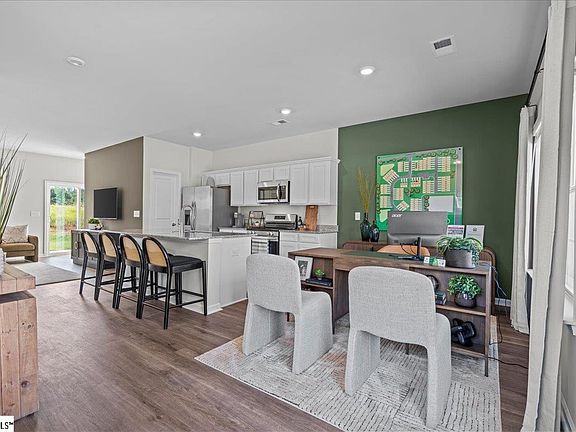 7th image of this home