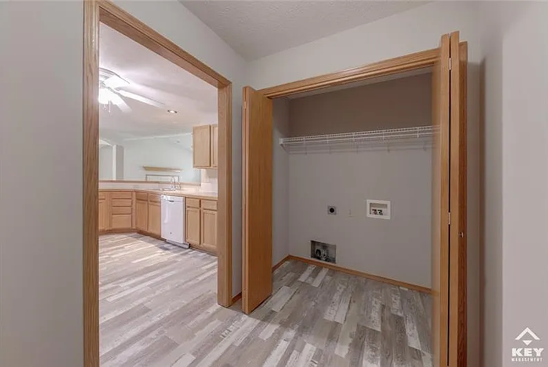 3 bed, 2211 sqft, $1,850 — Photo 4