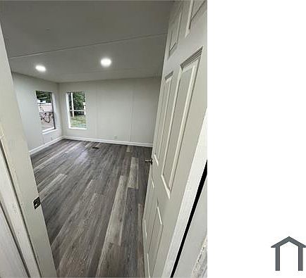 4th image of 11912 Southern Palms Ct #10