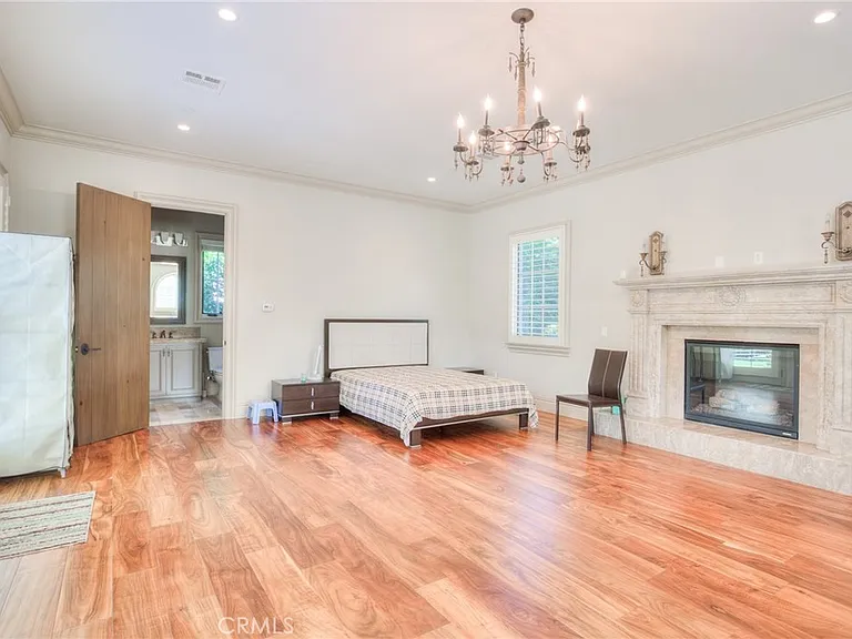 605 Walnut Ave — Photo 59