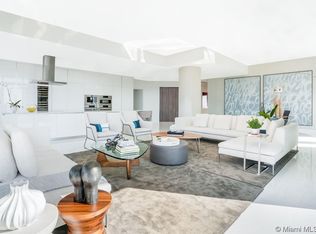 88 SW 7th St #PENTHOUSE 4301, Miami, FL 33130