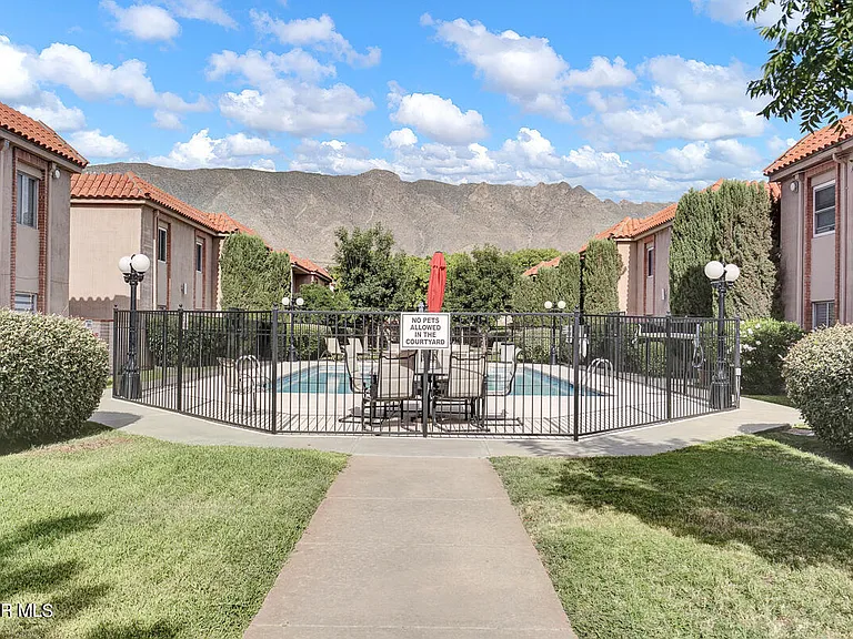 252 Shadow Mountain Dr #F1 — Photo 40