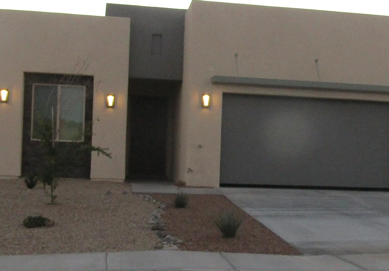 3 bed, 1511 sqft, $1,895 — Photo 1