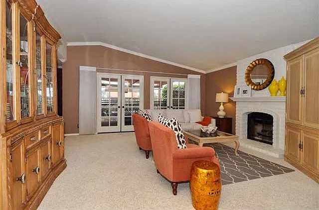 3 bed, 2234 sqft, $4,250 — Photo 4