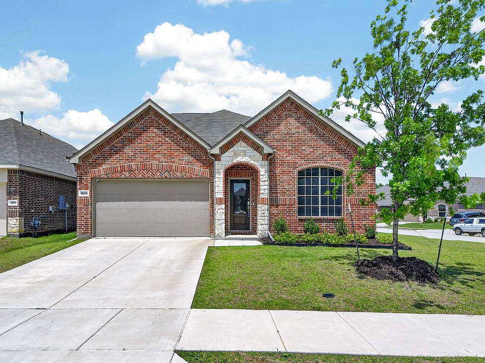 1st image of 8205 Green Heron Dr