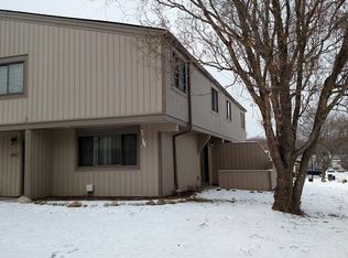11822 Harbour Light Dr #1822, North Royalton, OH 44133