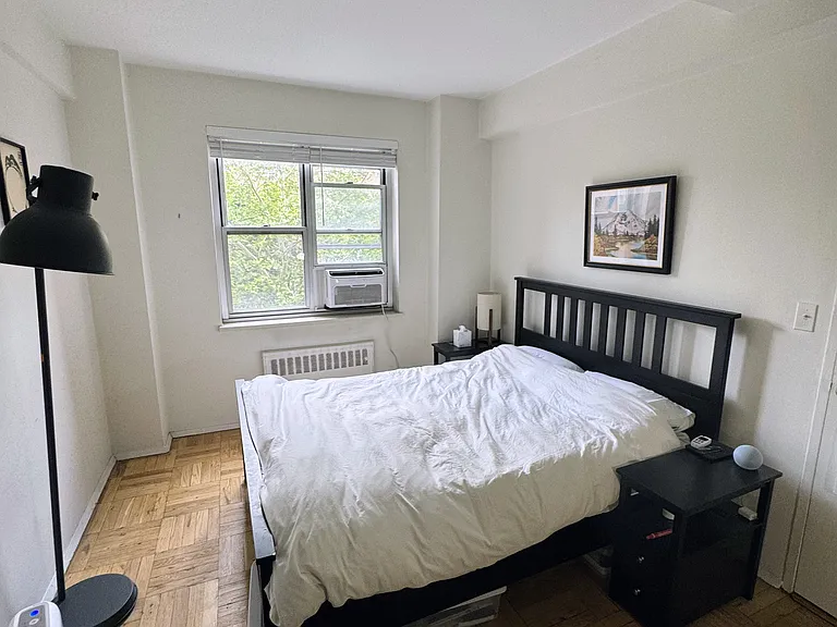 550 Grand St #H7F — Photo 10