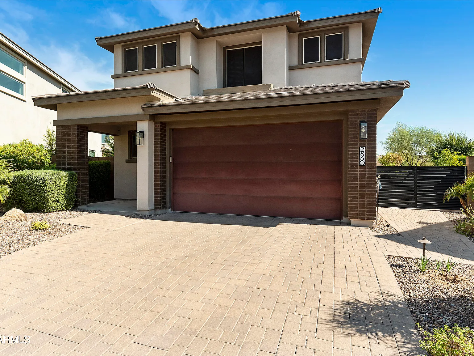 4 bed, 2.5 bath, 2371 sqft, $4,300 — Photo 2