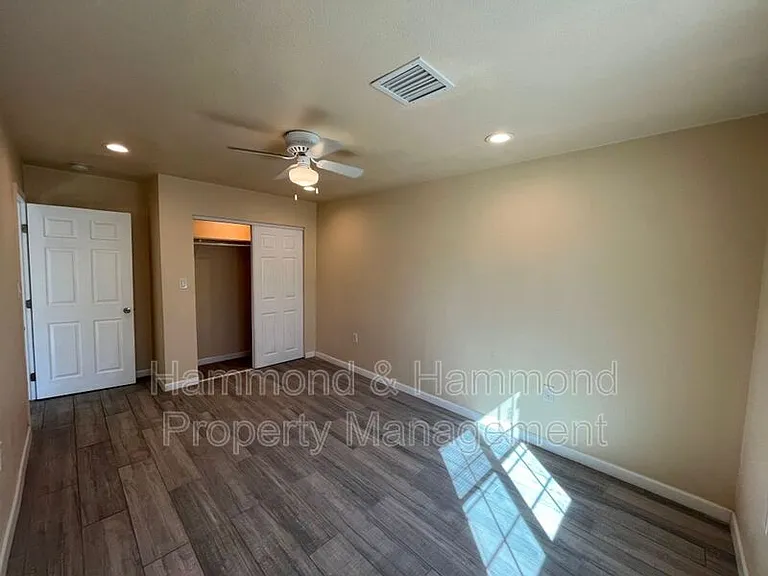 12110 Bromont Ave — Photo 5