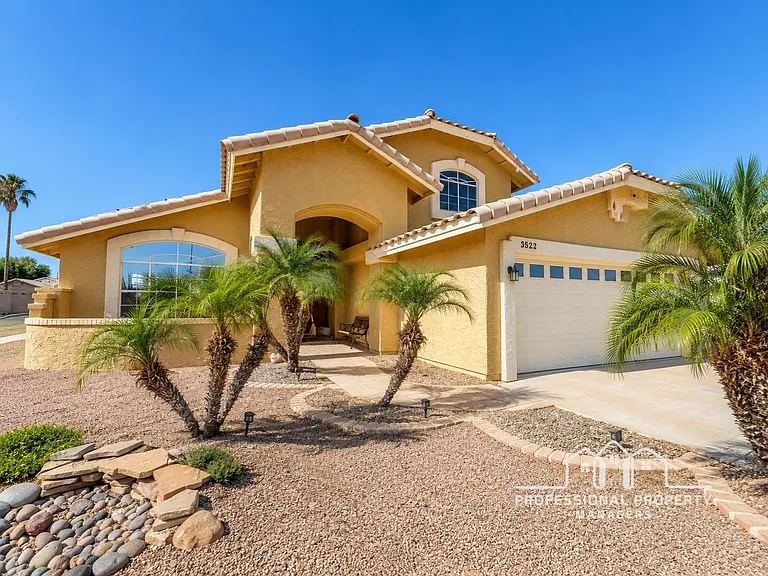 3522 W 12th Ln — Photo 2