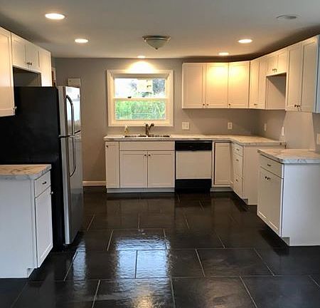 2nd image of 36 Klinger Ave