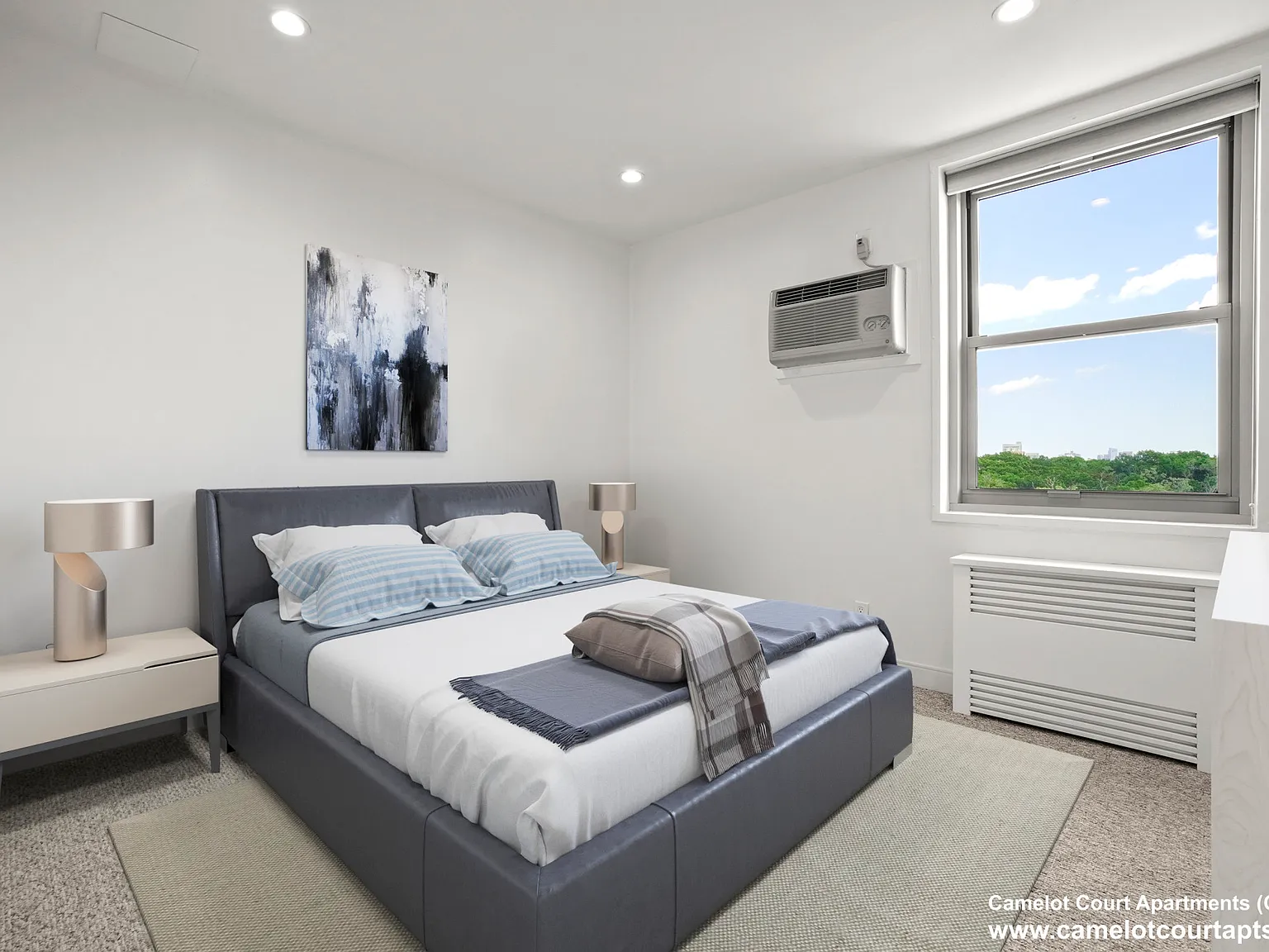2 bed, 1.0 bath, 719 sqft, $4,112 — Photo 3