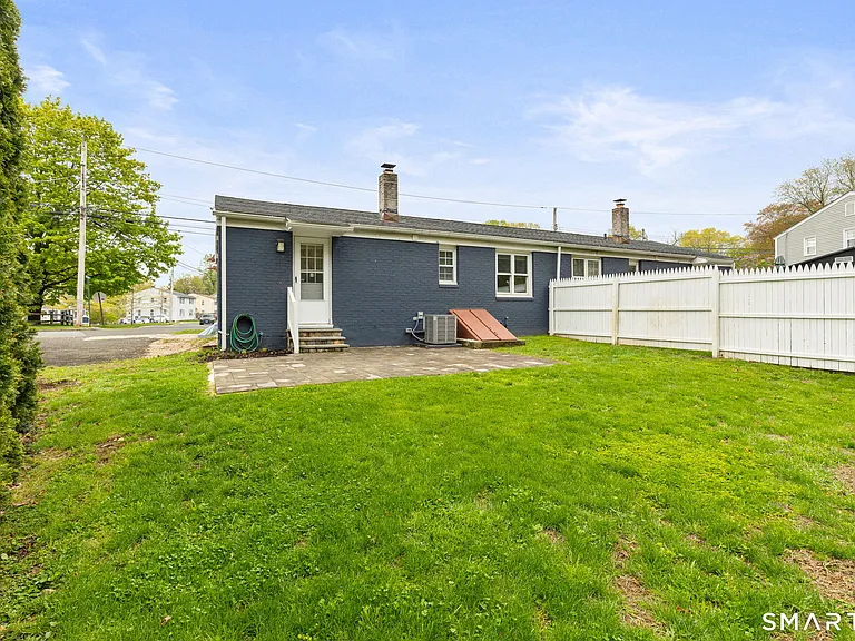 40 Beacon View Dr #2 — Photo 14