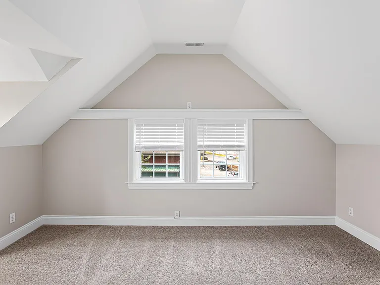 2904 Greentop Ct — Photo 22