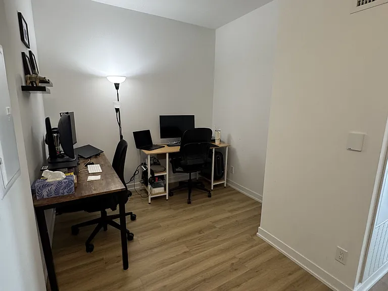 1 Hillsdale Ave E #609 — Photo 33