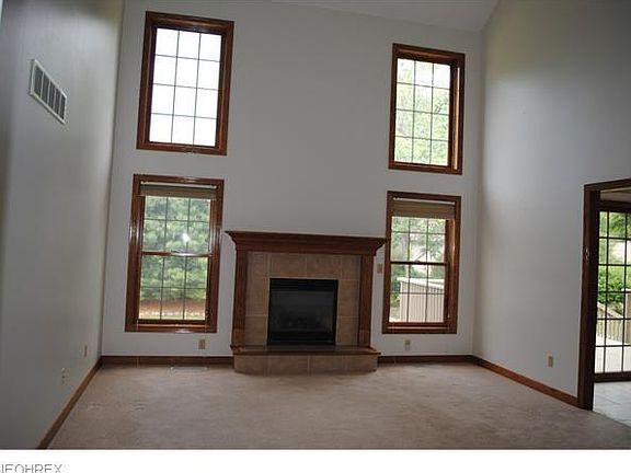 2nd image of 112 Eastwind Dr