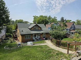 24983 W Forest Dr, Lake Villa, IL 60046