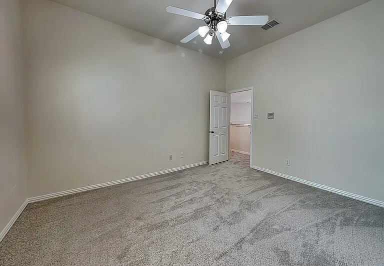 3404 Pilgrim Dr — Photo 14