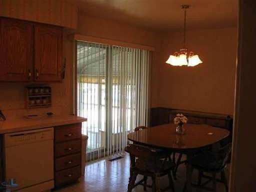 5th image of 31943 Bradner Dr
