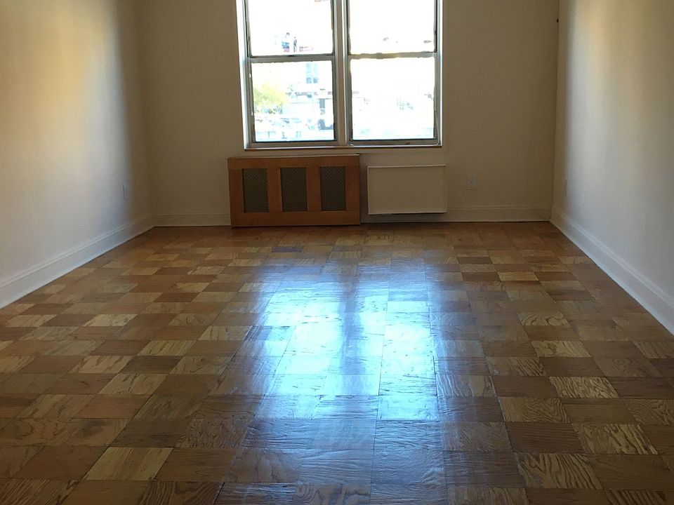 1st image of 14241 41st Ave #114