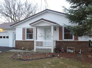 403 E Adams St, Flora, IN 46929