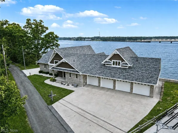 16986 Headland Ave, Lake Milton, OH 44429