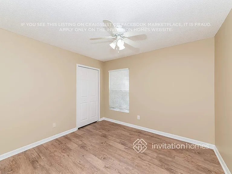 4635 Sanibel Way — Photo 13