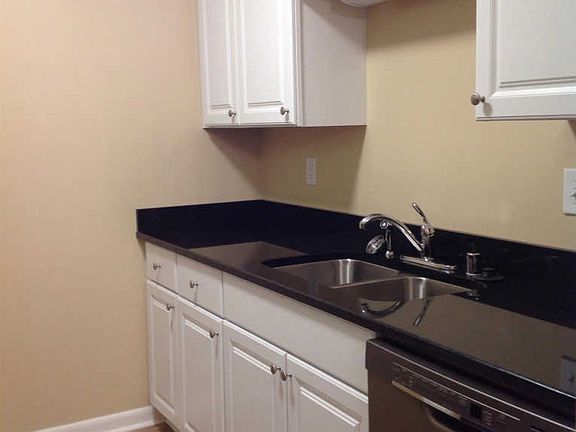 5th image of 514 N Petway St APT 306