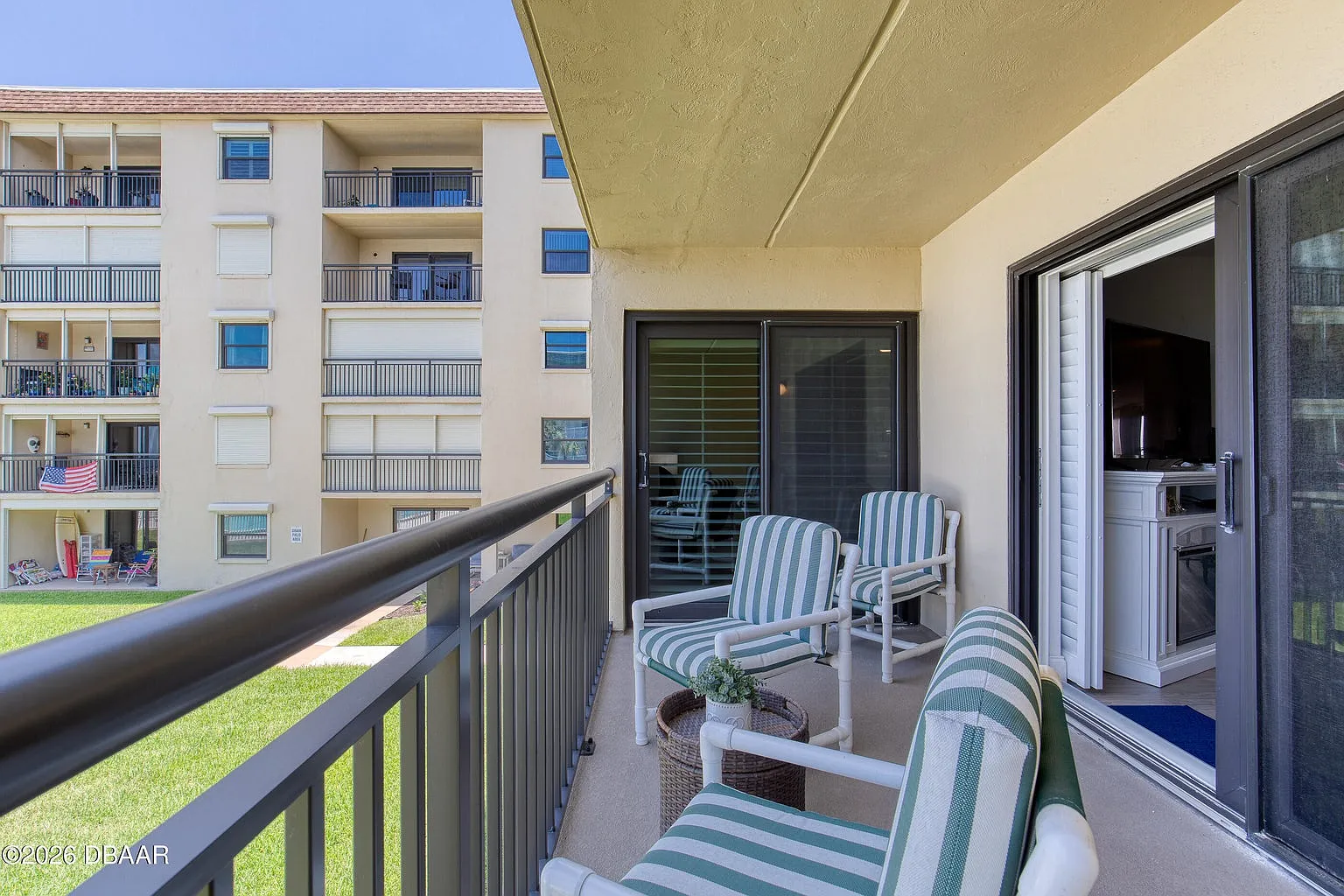 2290 Ocean Shore Blvd — Photo 2