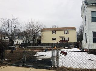97 Admiral St, West Haven, CT 06516