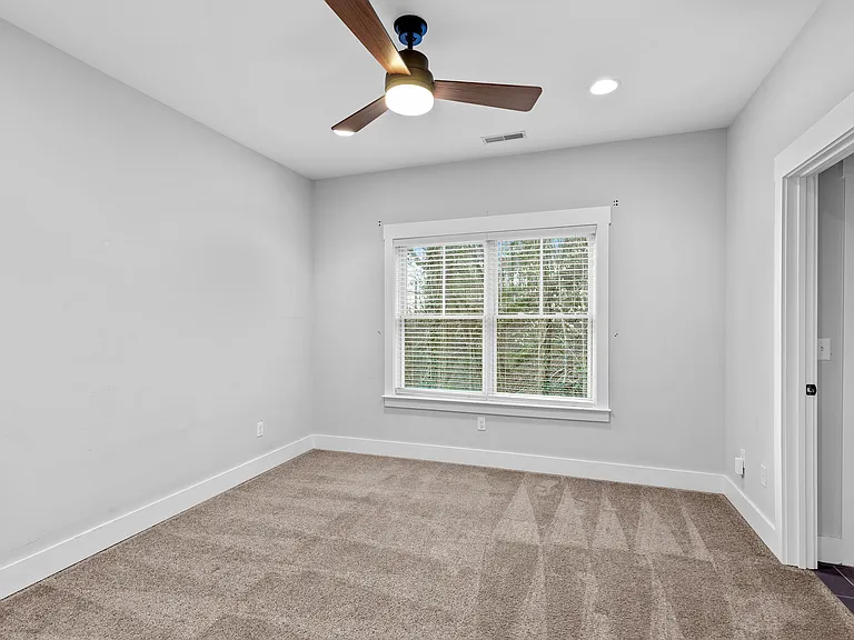 5721 Alabama Ave — Photo 17