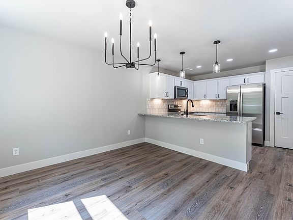 4th image of 7 Melling Ln