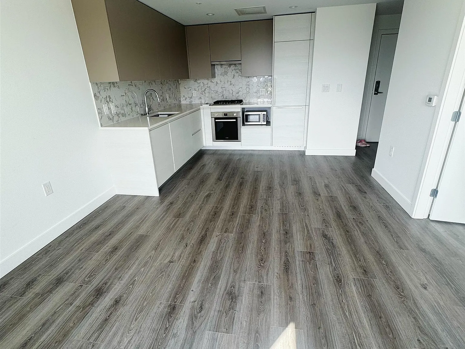 1 bed, 510 sqft, $2,150 — Photo 4