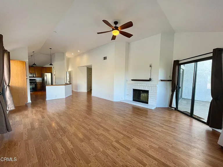 727 Island View Cir — Photo 7