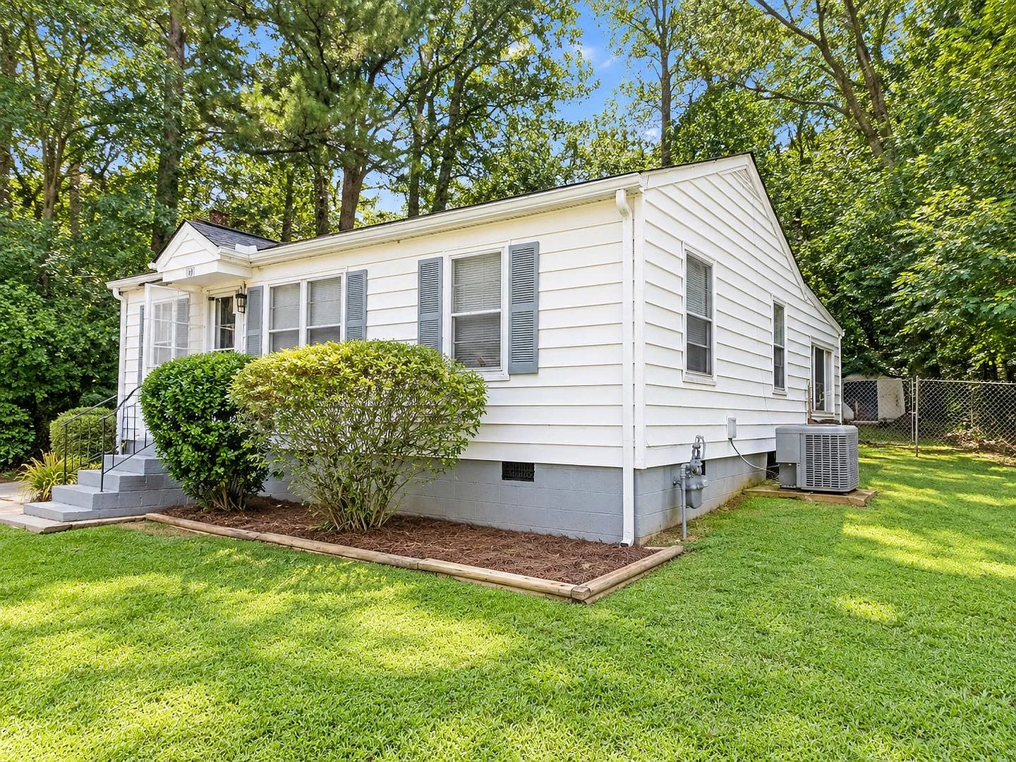 Coming Soon: Charming Marietta Cottage with Cozy Wood Stove & Expansive Backyard! — Photo 2