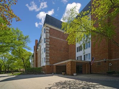 50 Lake Blvd APT 655, Buffalo Grove, IL, 60089