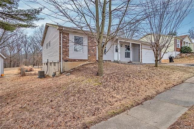 1st image of 6872 Foxbend Ct
